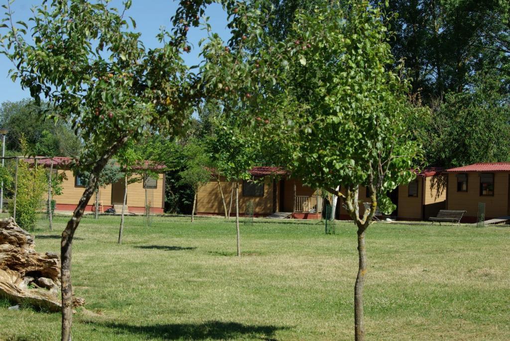 Bungalows Granja Escuela Arlanzon Екстер'єр фото